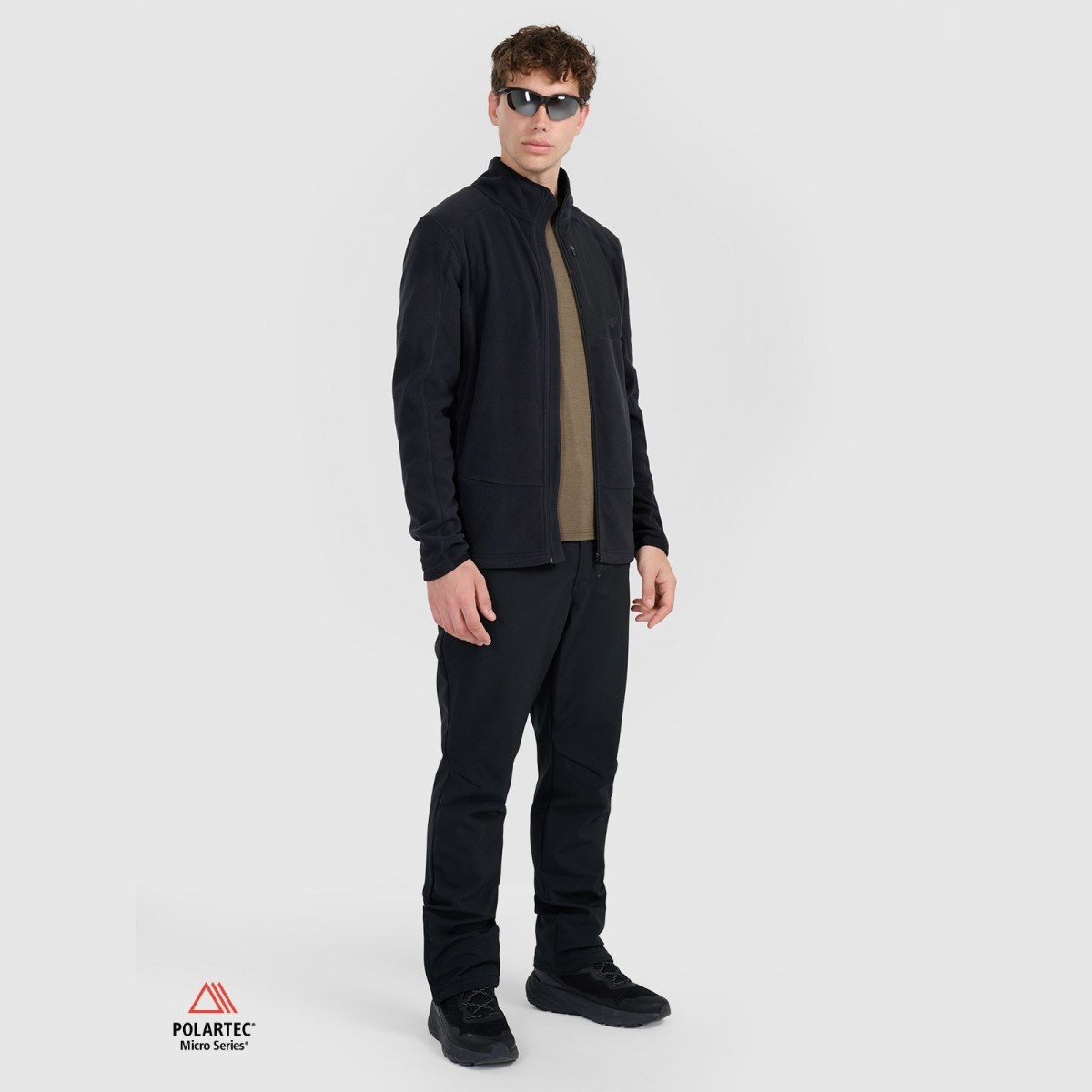 Pánsky Polartec fleece so stojačikom regular - čierny · záber 2