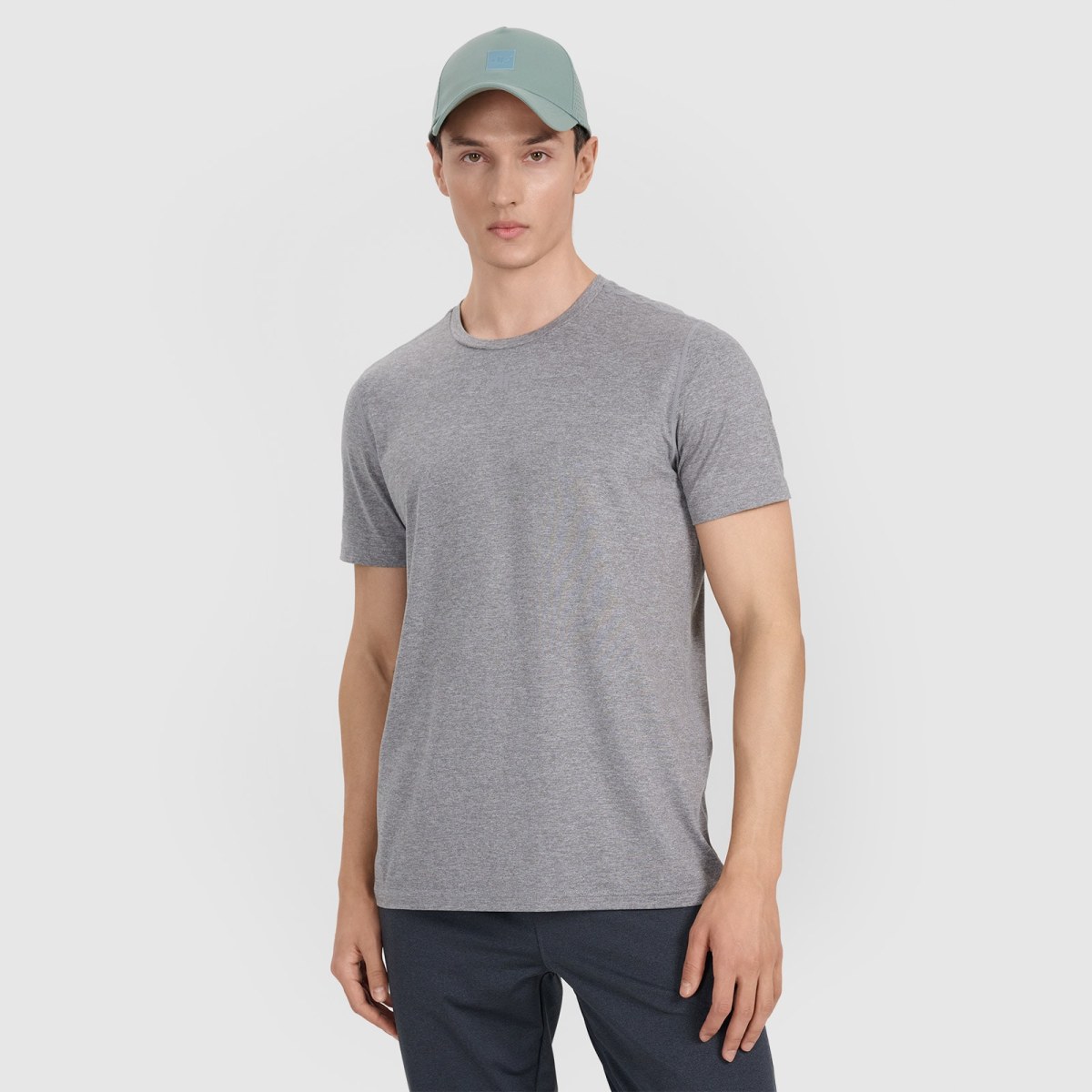 FUNKČNÉ TSHIRT · záber 1