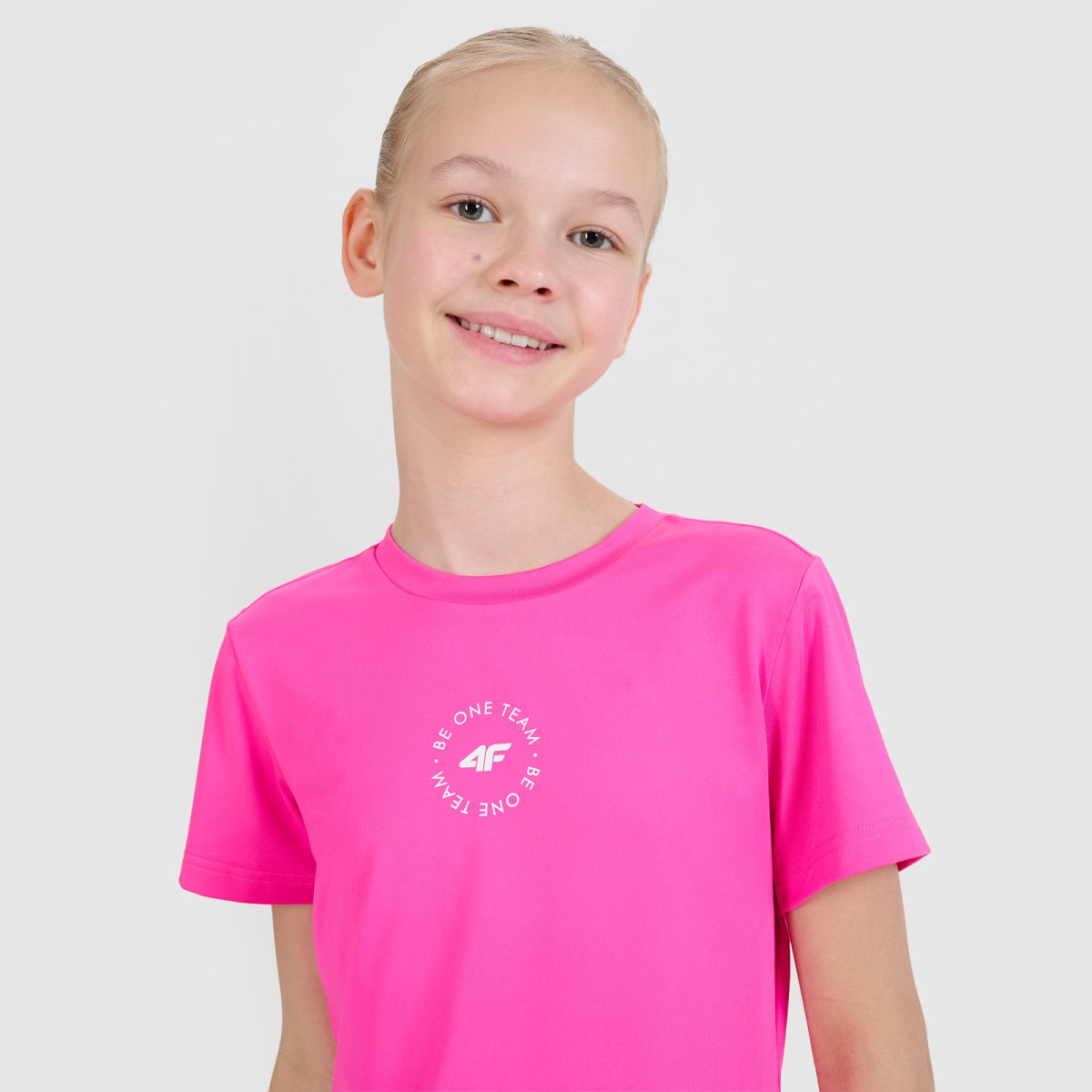 FUNKČNÉ TSHIRT · záber 1