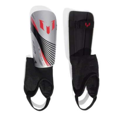 Futbalový chránič ADIDAS MESSI SG MTC J SILVMT LUCRED BLACK