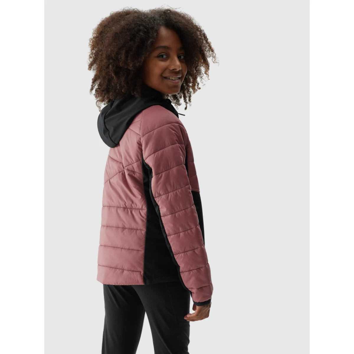 Dievčenská turistická softshellová bunda 4F JUNIOR TECHNICAL JACKET-JAW23TTJAF280-54S-PINK · záber 3