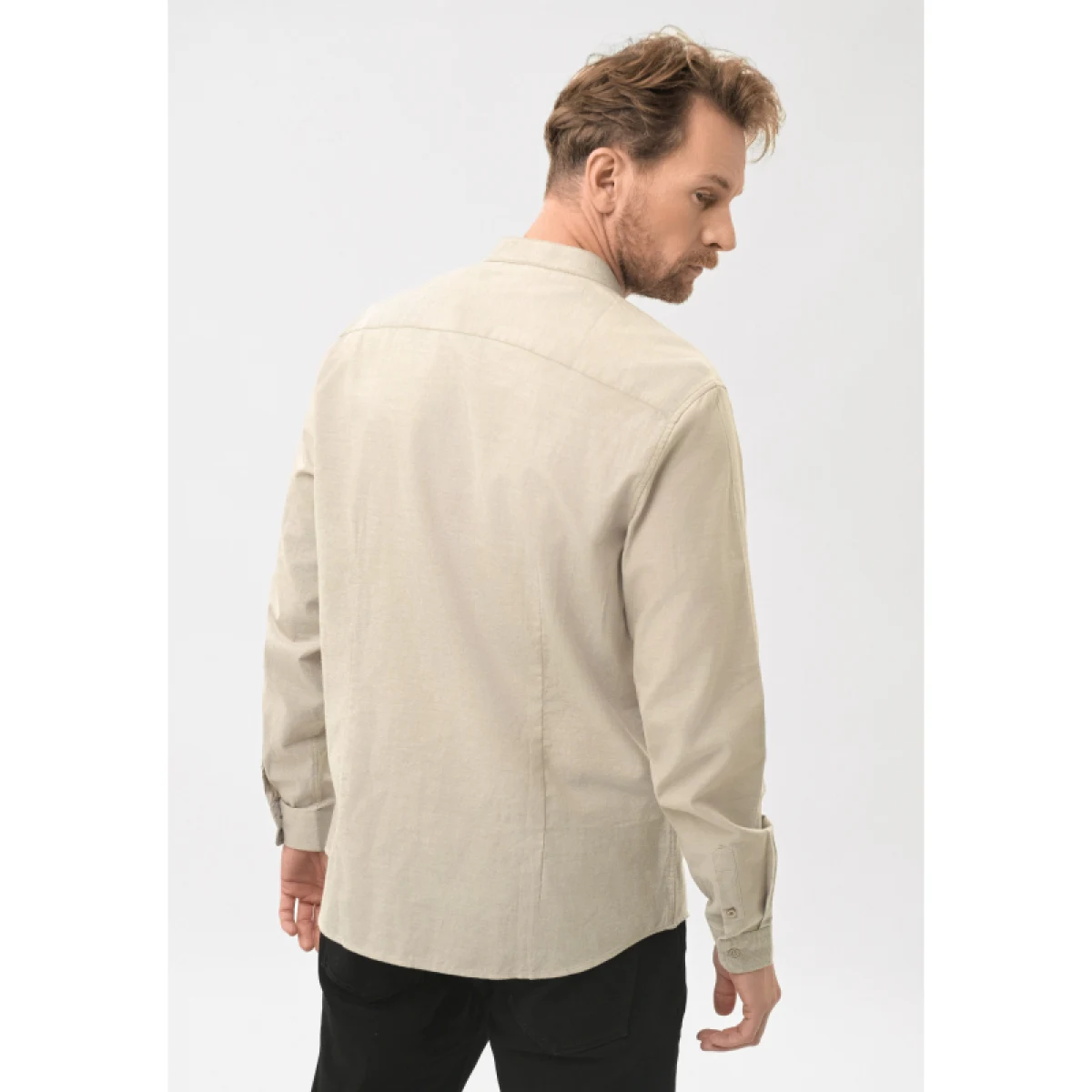 Pánska košeľa s dlhým rukávom VOLCANO LANGE 102-BEIGE · záber 2
