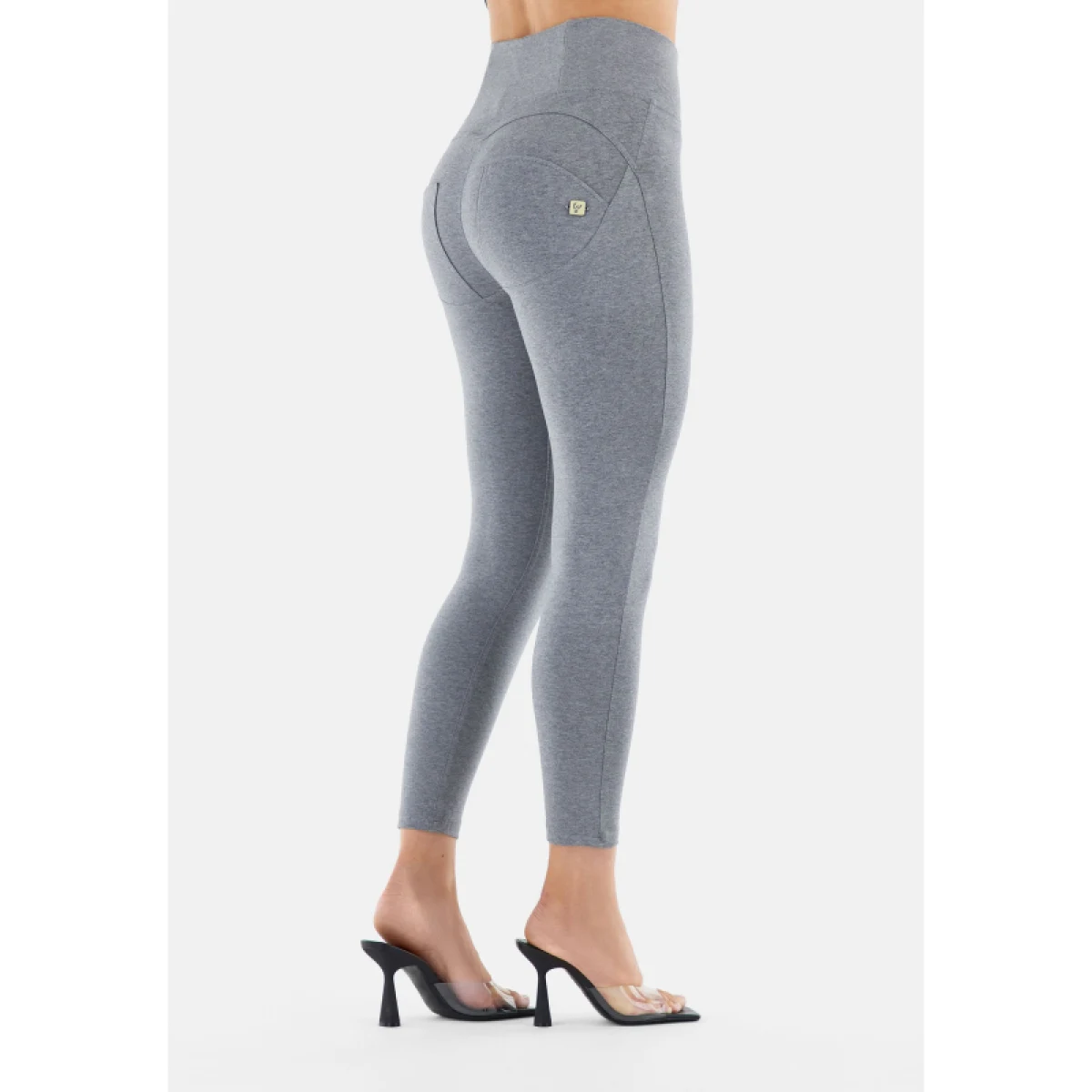 Dámske jeggings nohavice FREDDY WR.UP® superskinny push up 7 8 trousers with high waist and zip-Grey · záber 3