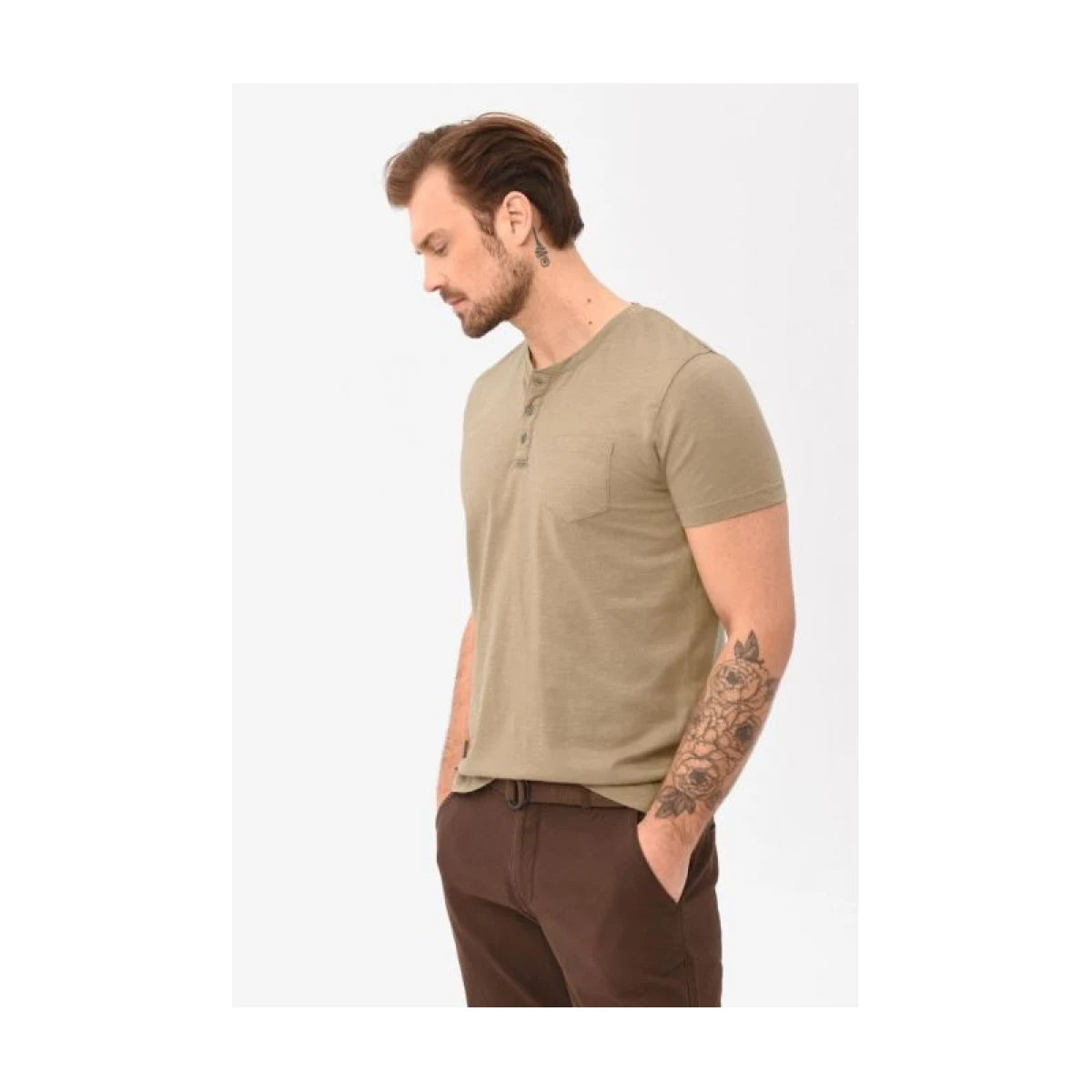 Pánske tričko s krátkym rukávom VOLCANO WARREN-102-BEIGE · záber 2