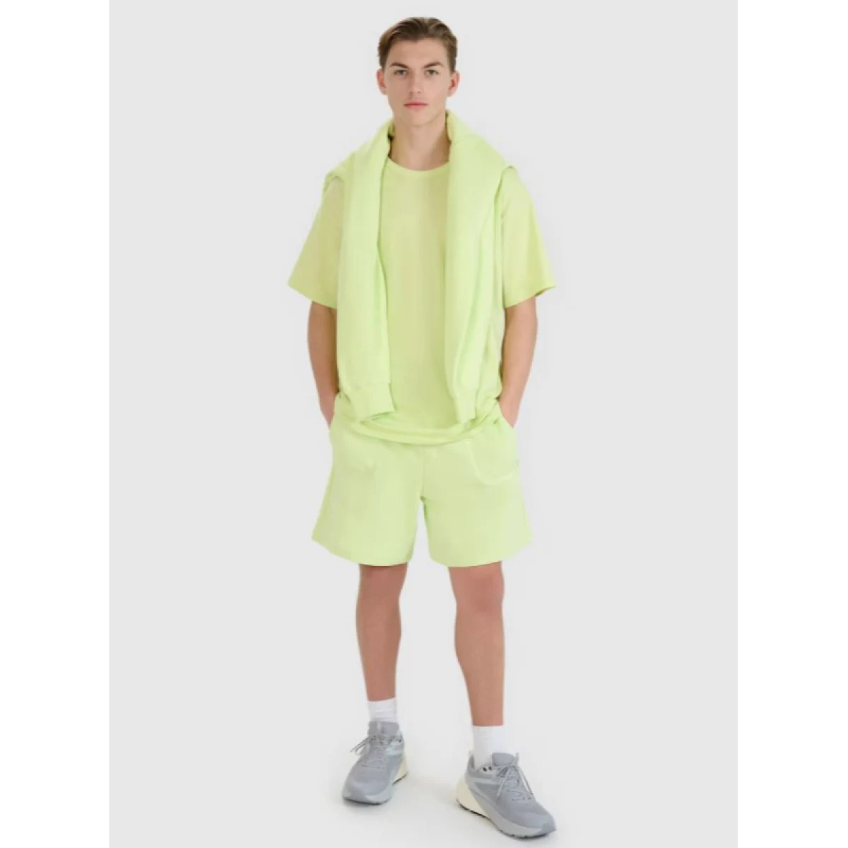 Teplákové kraťasy 4F SHORTS CAS U544-45S-CANARY GREEN · záber 3