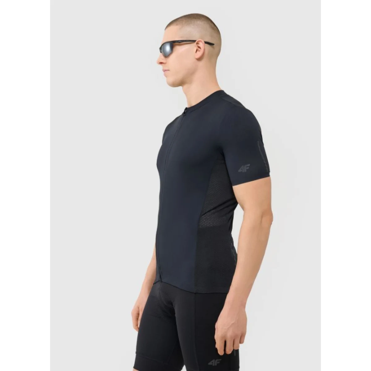 Pánske tréningové tričko s krátkym rukávom 4F TSHIRT FNK M1285-20S-DEEP BLACK · záber 3