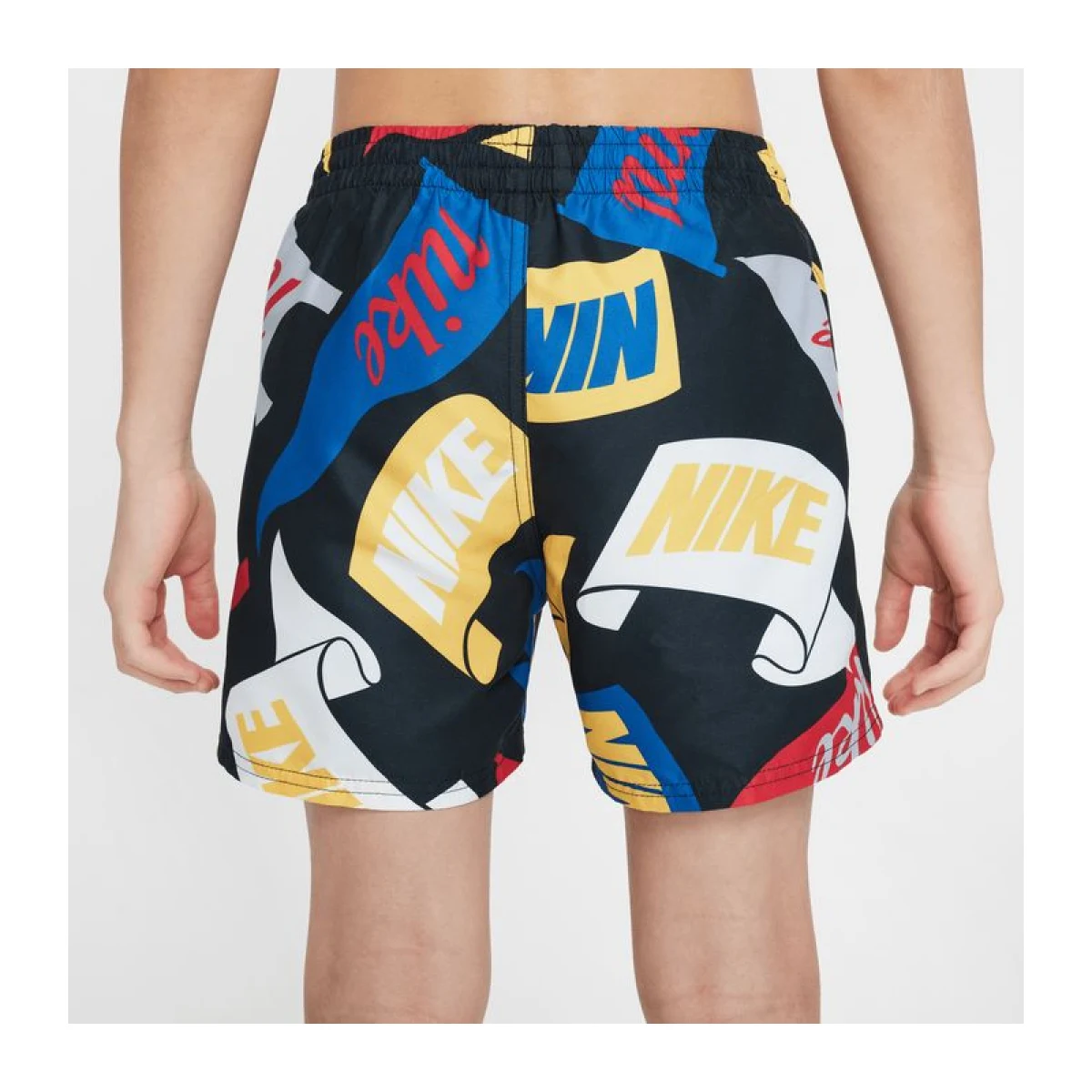 Chlapčenské plavky NIKE SWIM TOSSED FLAGS 4 inch BLACK-BLACK · záber 5