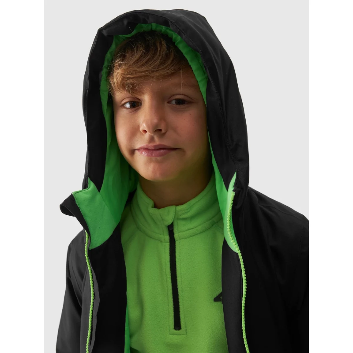 Chlapčenská lyžiarska bunda 4F JUNIOR TECHNICAL JACKET-JAW23TTJAM297-21S-BLACK · záber 5