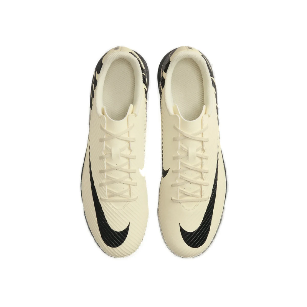 Chlapčenské futbalové kopačky turfy NIKE Vapor 15 Club Jr TF lemonade black · záber 4