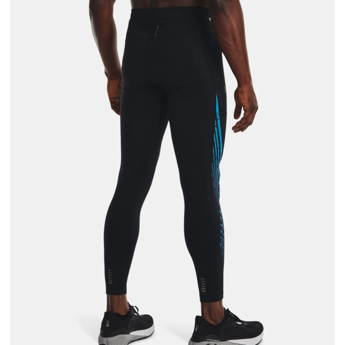 Pánske kompresné legíny UNDER ARMOUR UA FLY FAST 3.0 COLD TIGHT-BLK-1373440-001 · záber 2