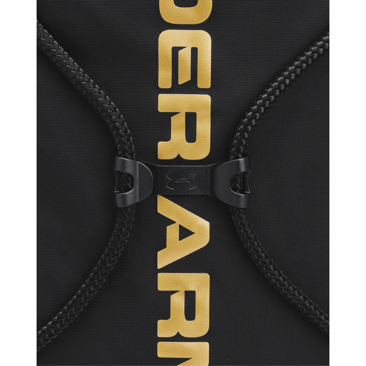 Vrecko na prezúvky UNDER ARMOUR UA Ozsee Sackpack-BLK · záber 4