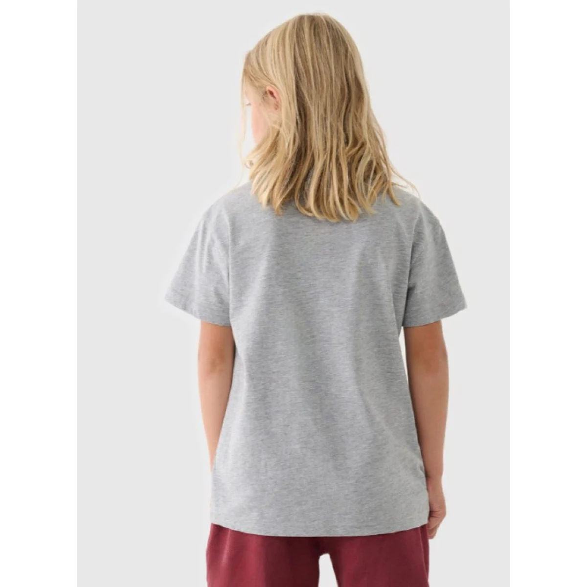 Juniorské tričko s krátkym rukávom 4F JUNIOR TSHIRT 4FJWAW24TTSHU1802 M2186-12S-CREME · záber 4