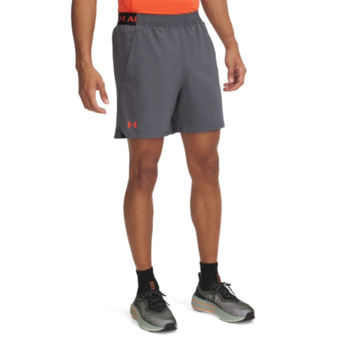 Pánske tréningové kraťasy UNDER ARMOUR UA Vanish Woven 6in Shorts-GRY · záber 1