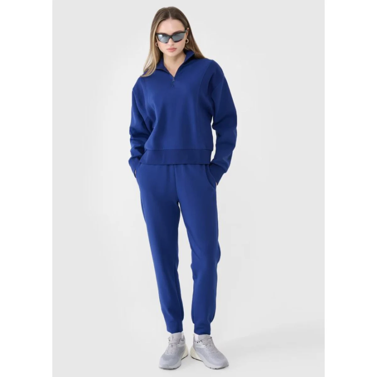 Dámske tepláky 4F TROUSERS CAS F0996-30S-DARK BLUE · záber 2
