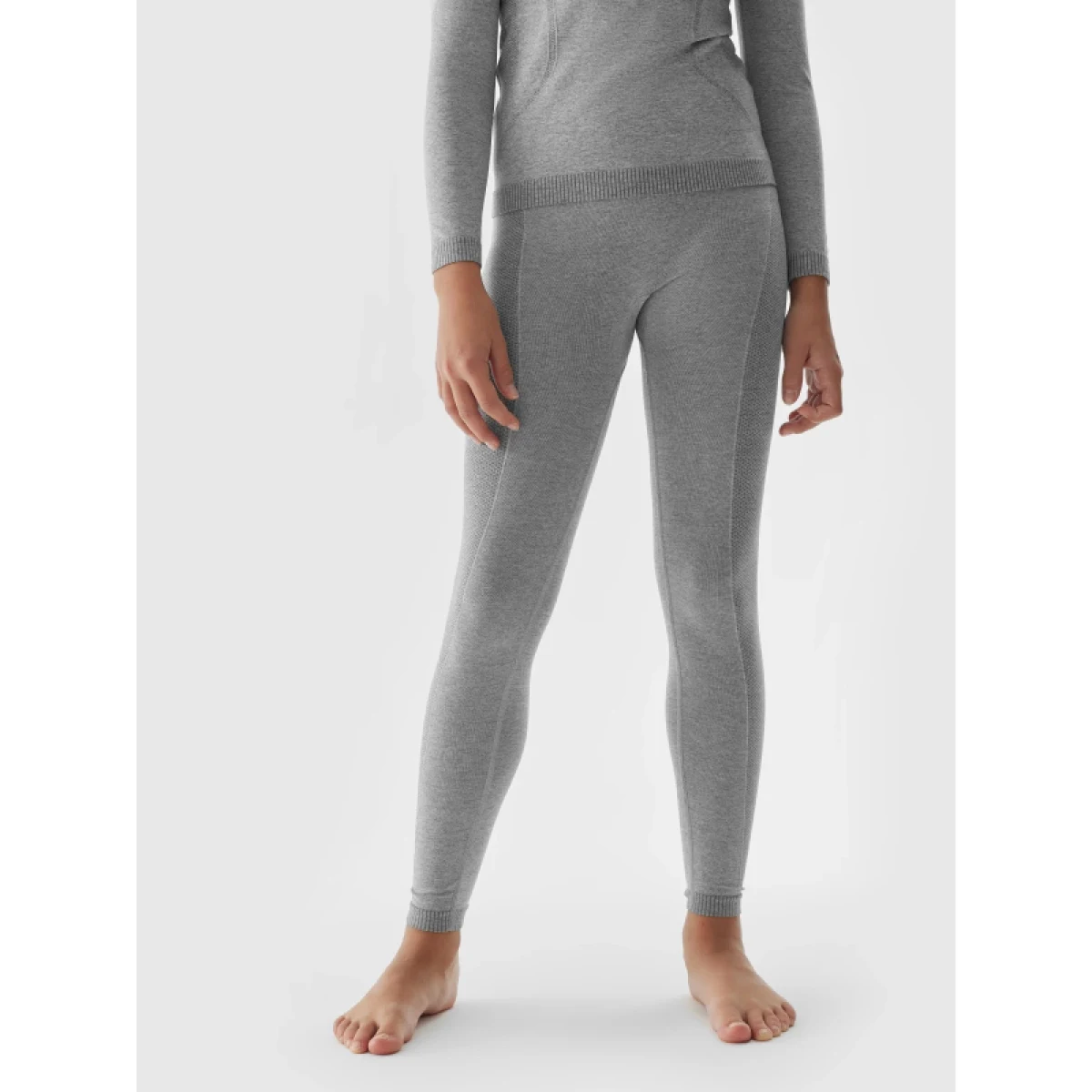 Dievčenské termoprádlo vrchný a spodný diel 4F JUNIOR SEAMLESS UNDERWEAR-JAW23USEAF110-27M-COLD LIGHT GREY MELANGE · záber 5