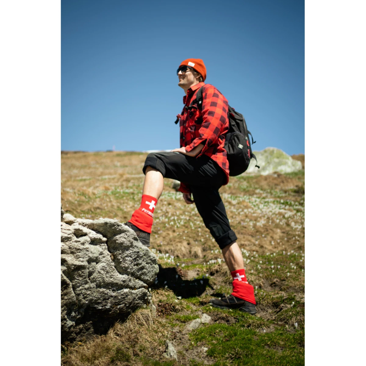 Turistické ponožky PHERUN Rescue RED Swiss · záber 2