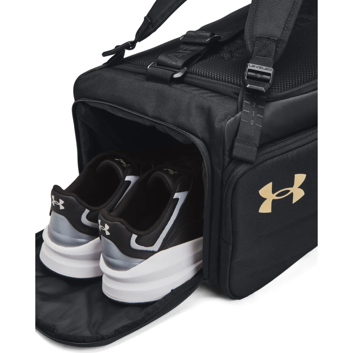 Cestovná taška UNDER ARMOUR UA Contain Duo SM BP Duffle-BLK · záber 4
