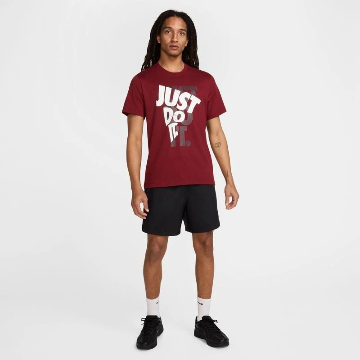 Pánske tričko s krátkym rukávom NIKE Sportswear (SP55)(52) · záber 4
