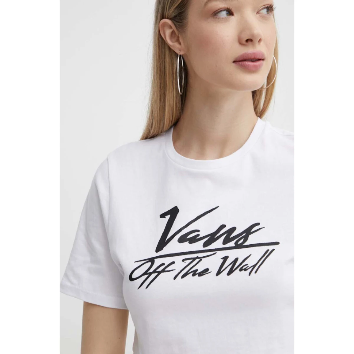 Dámske tričko s krátkym rukávom VANS GO ANYPLACE CREW CROP II-WHITE · záber 5
