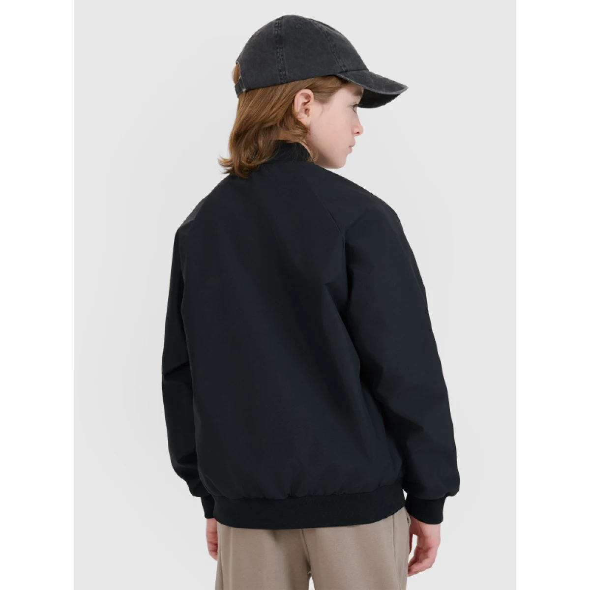 Chlapčenská bunda 4F JUNIOR JACKET-JWSS25TJACM186-20S-BLACK · záber 4