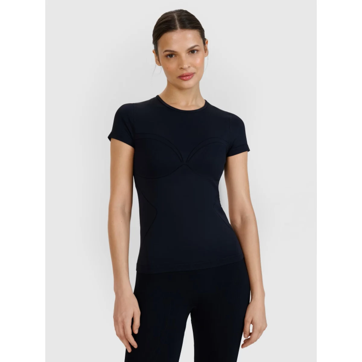 Dámske tréningové tričko s krátkym rukávom 4F TSHIRT FNK F1270-20S-DEEP BLACK · záber 2