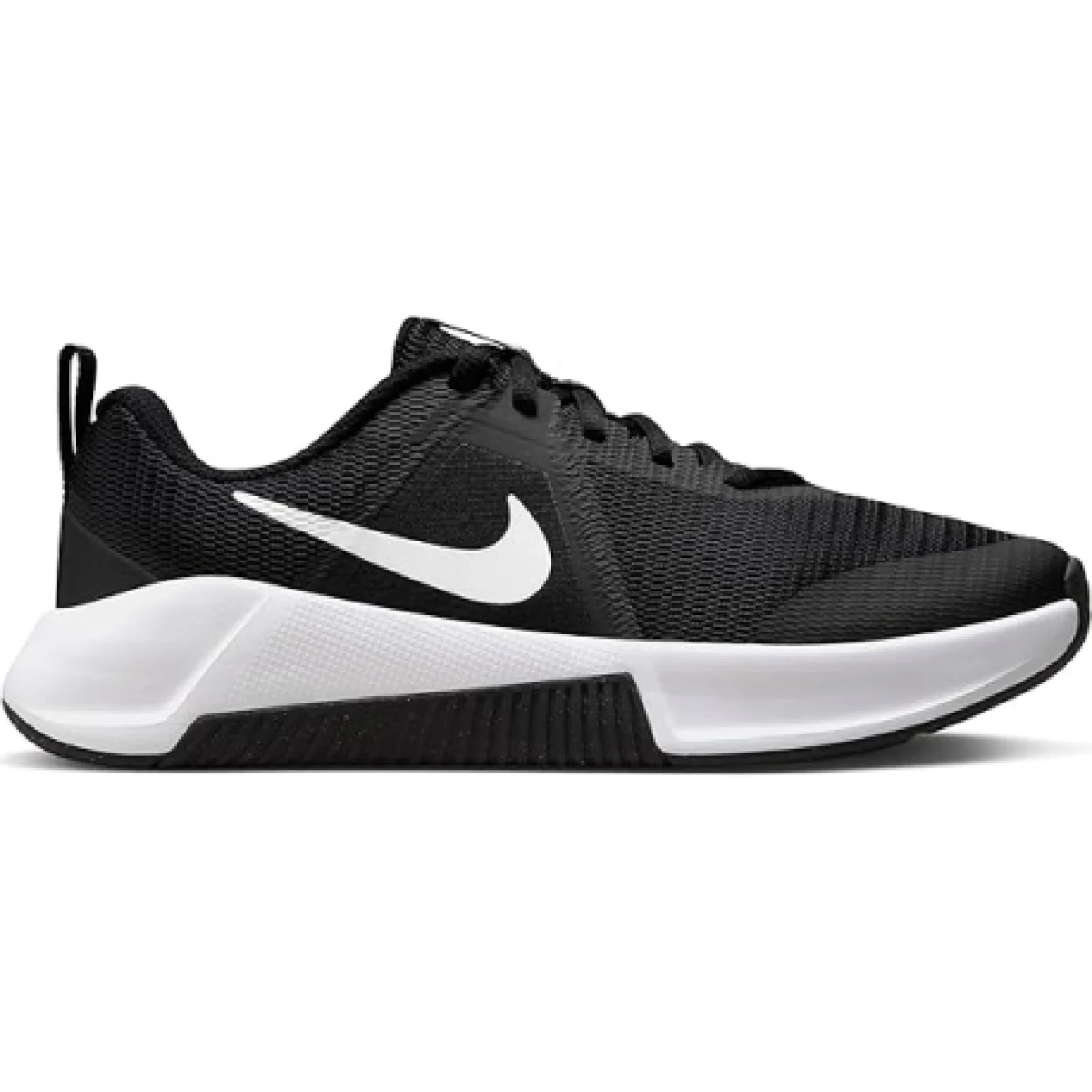 Dámska športová obuv (tréningová) NIKE MC Trainer 3 black white · záber 1