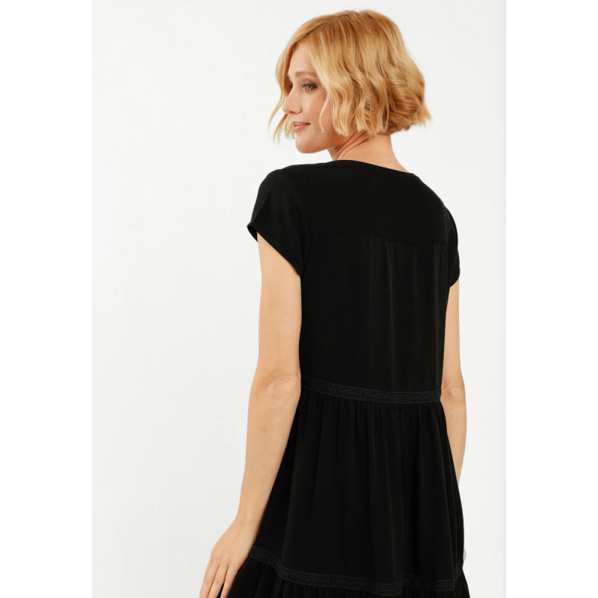 Dámske šaty VOLCANO LUMA-700-BLACK · záber 3