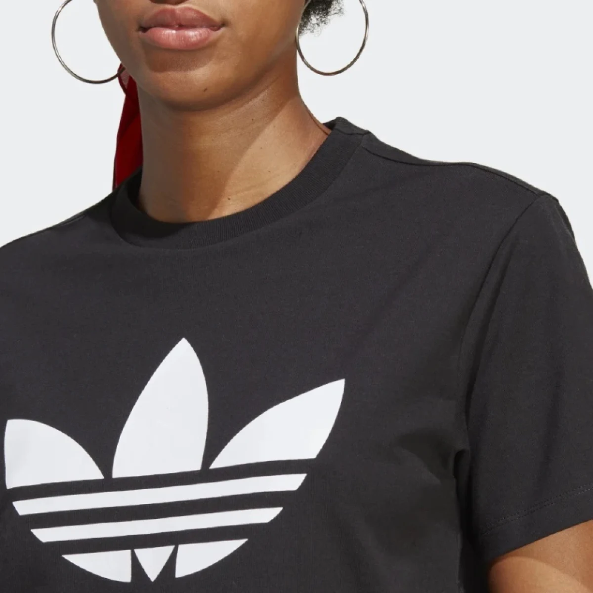 Dámske tričko s krátkym rukávom ADIDAS ORIGINALS TREFOIL TEE-BLACK · záber 5