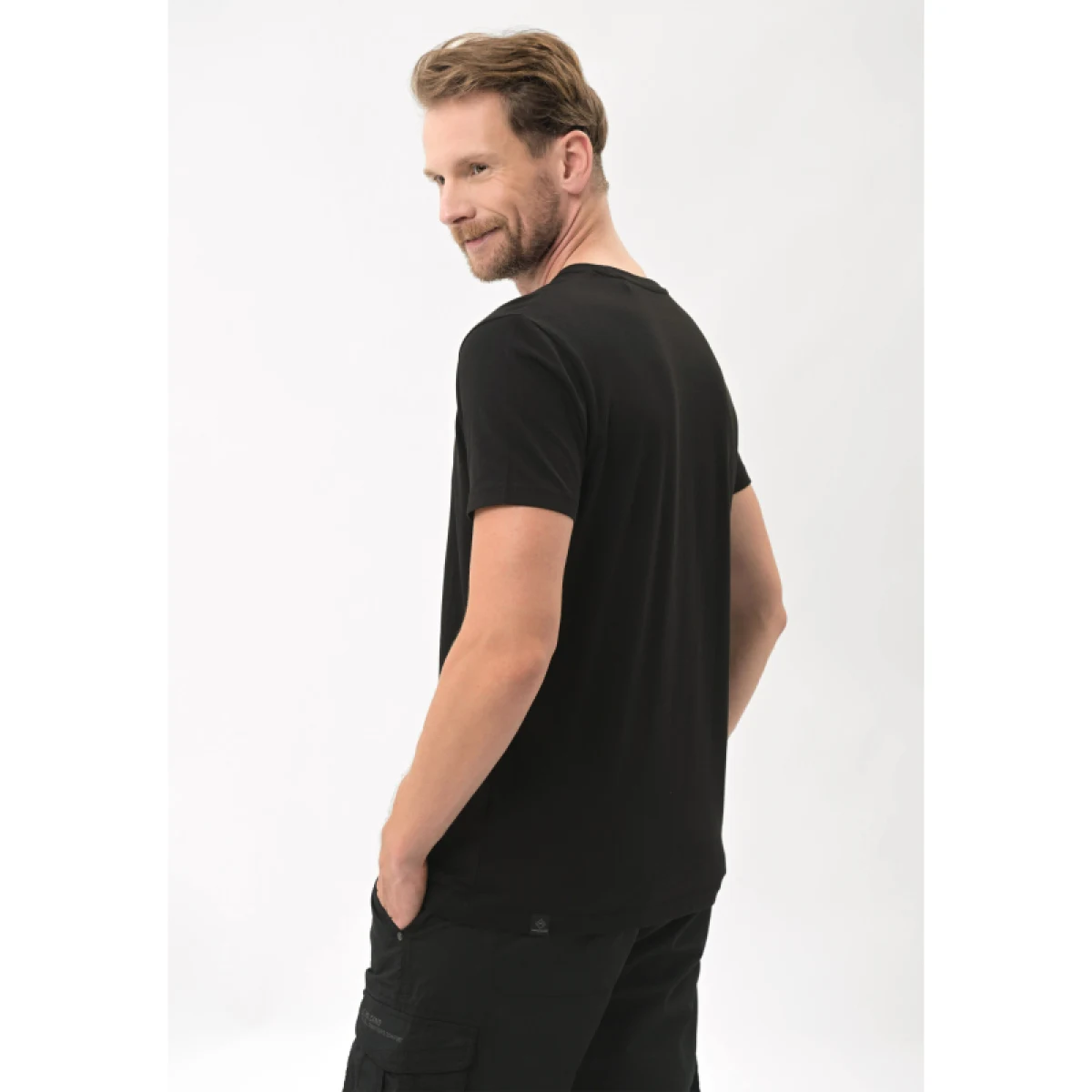 Pánske tričko s krátkym rukávom VOLCANO FESTIVAL-700-BLACK · záber 2
