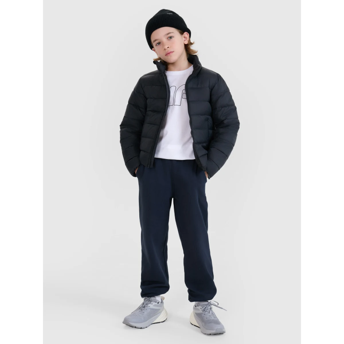 Chlapčenská bunda 4F JUNIOR DOWN JACKET-JWSS25TDJAM520-20S-BLACK · záber 4