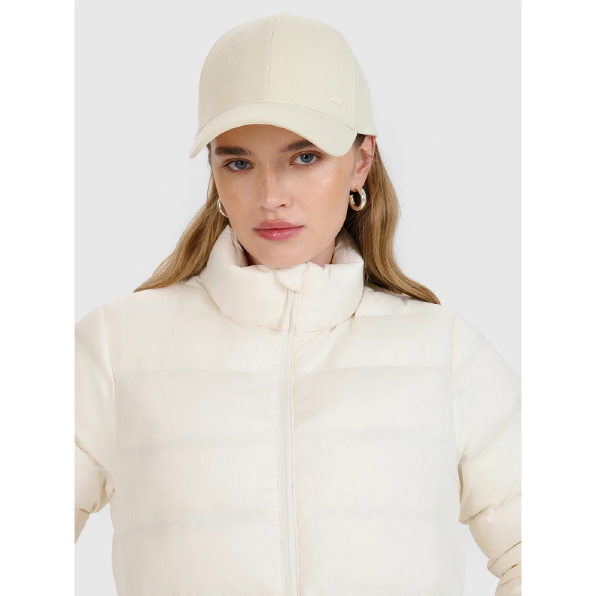 Dámska bunda 4F DOWN JACKET-WSS25TDJAF536-11S-OFF WHITE · záber 2