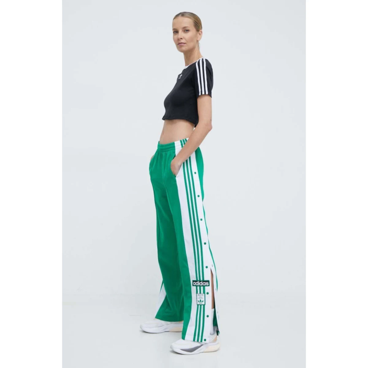 Dámske tričko s krátkym rukávom ADIDAS ORIGINALS 3 S BABY TEE-BLACK · záber 4