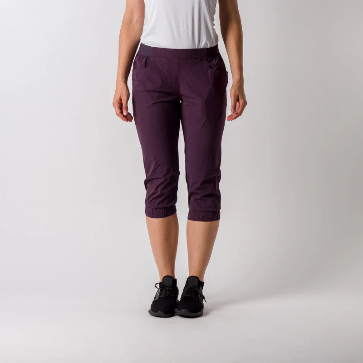 Dámske turistické 3 4 nohavice NORTHFINDER SCARLETTE-481-plum · záber 2