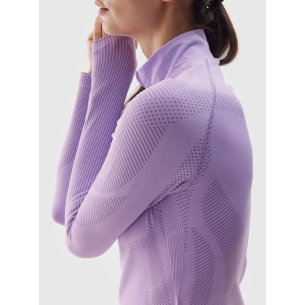 Dámska zateplená lyžiarska mikina s 1 2 zipsom 4F SEAMLESS UNDERWEAR-WAW24USEAF160-52S-LIGHT VIOLET · záber 3