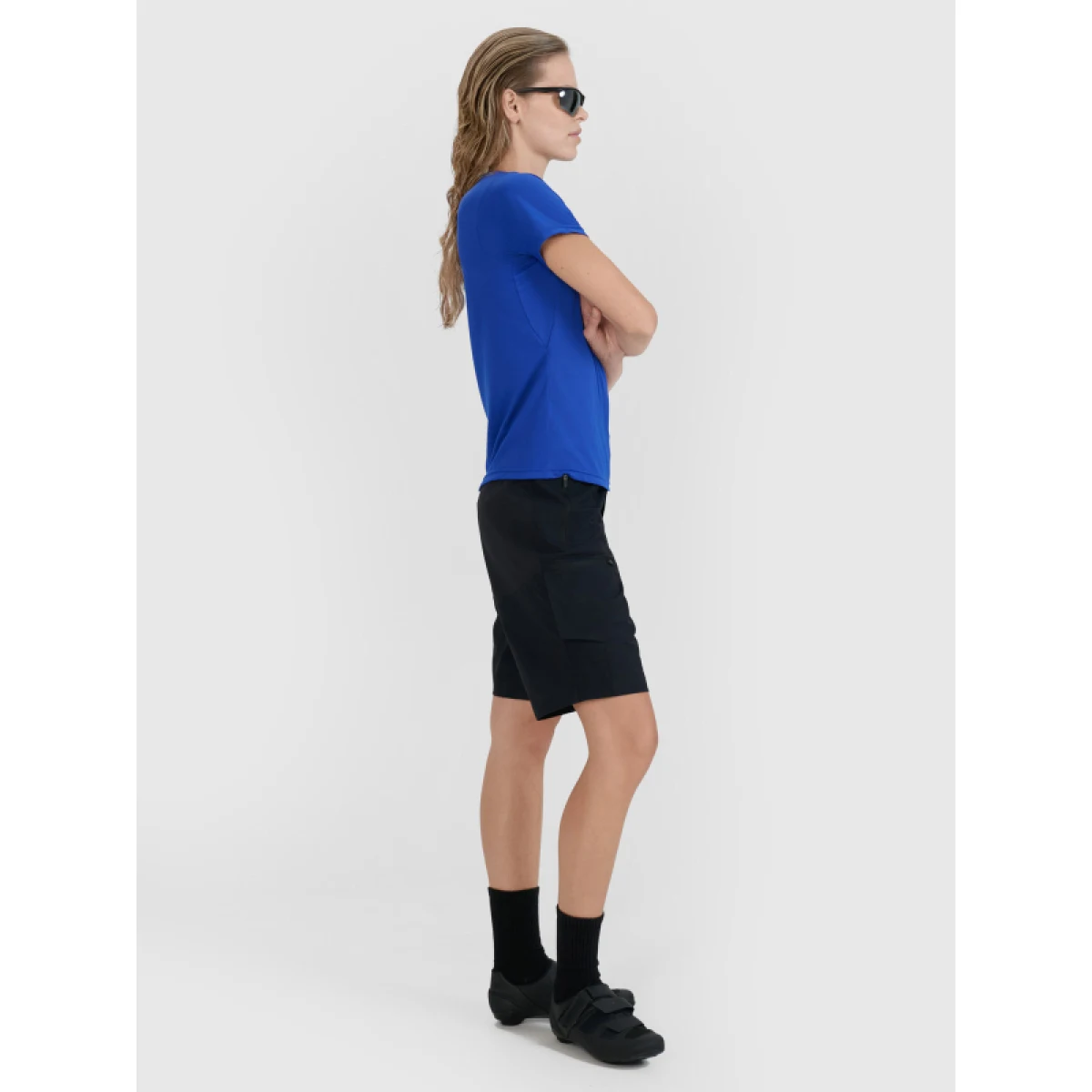 Dámske cyklistické nohavice 4F SHORTS FNK-WSS25TFSHF0890-20S-DEEP BLACK · záber 3