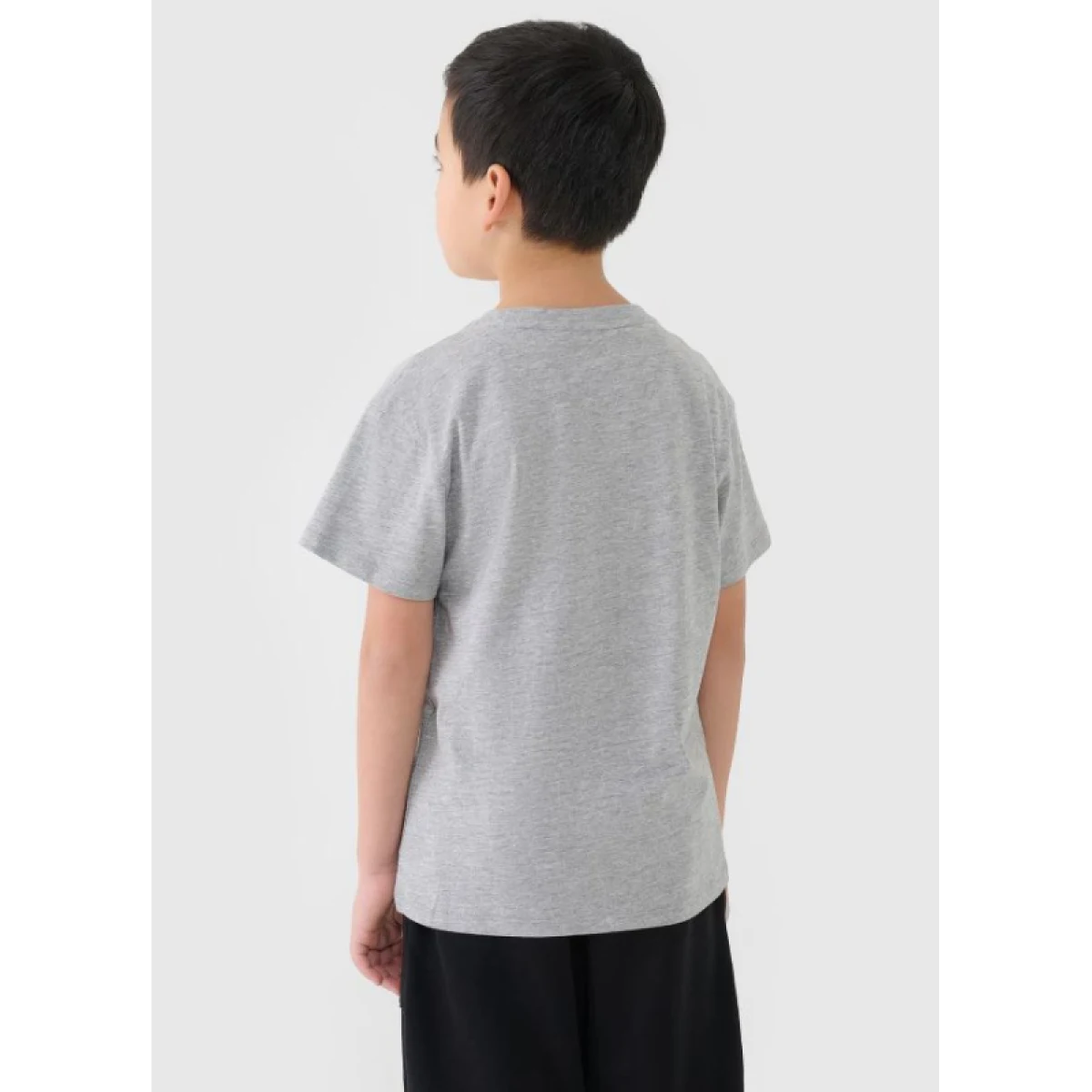 Chlapčenské tričko s krátkym rukávom 4F JUNIOR TSHIRT M2331-25M-GREY MELANGE · záber 3