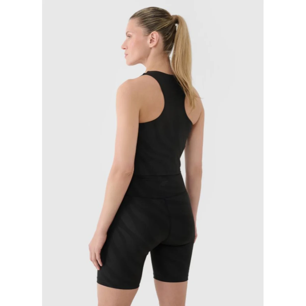 Dámske tréningové tielko 4F SLEEVELESS FNK F413-20S-DEEP BLACK · záber 3