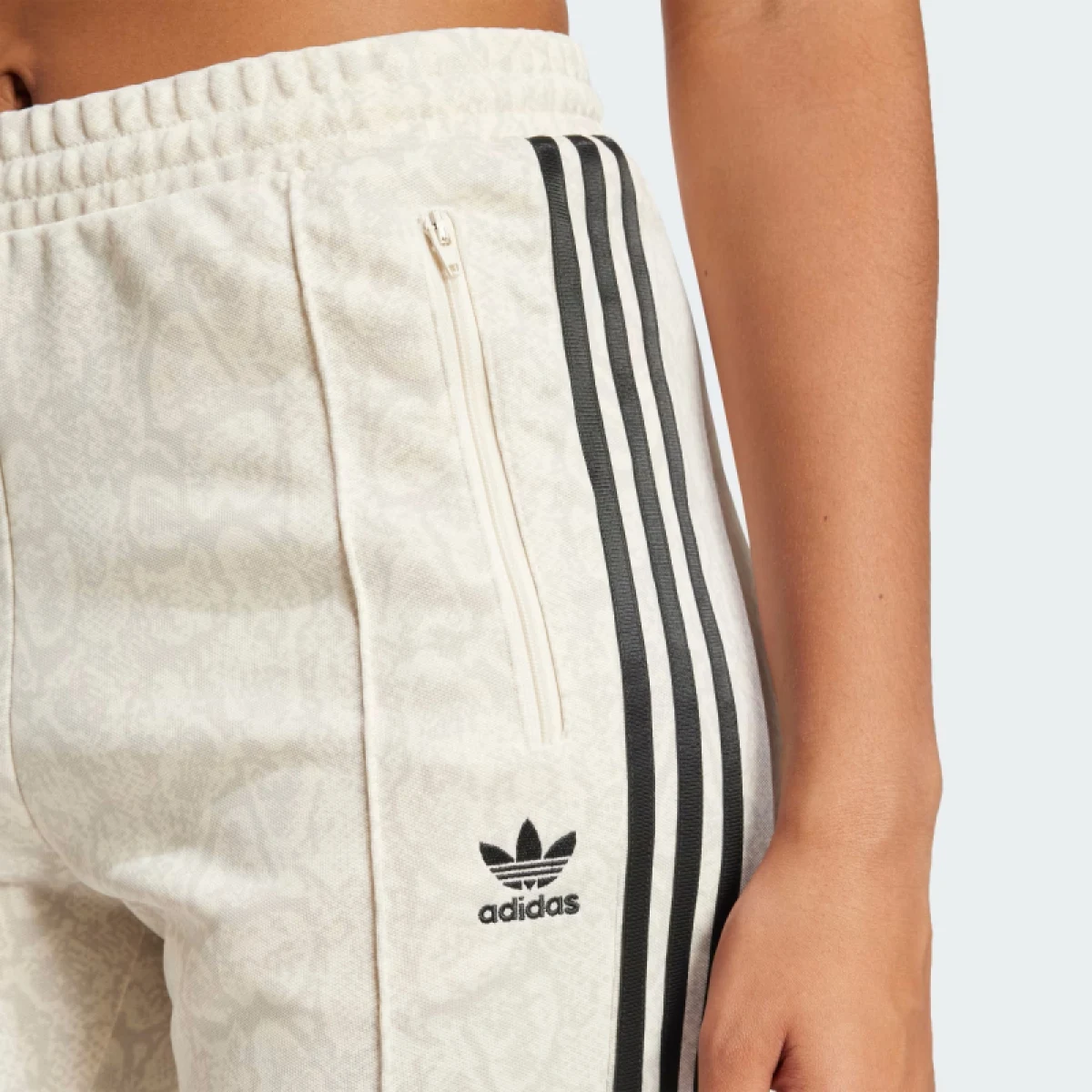 Dámske nohavice ADIDAS ORIGINALS SNAKE FB TP-WONWHI MULTCO · záber 5