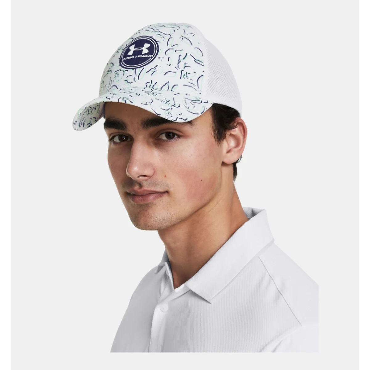 Pánska šiltovka UNDER ARMOUR Iso-chill Driver Mesh-WHT · záber 3