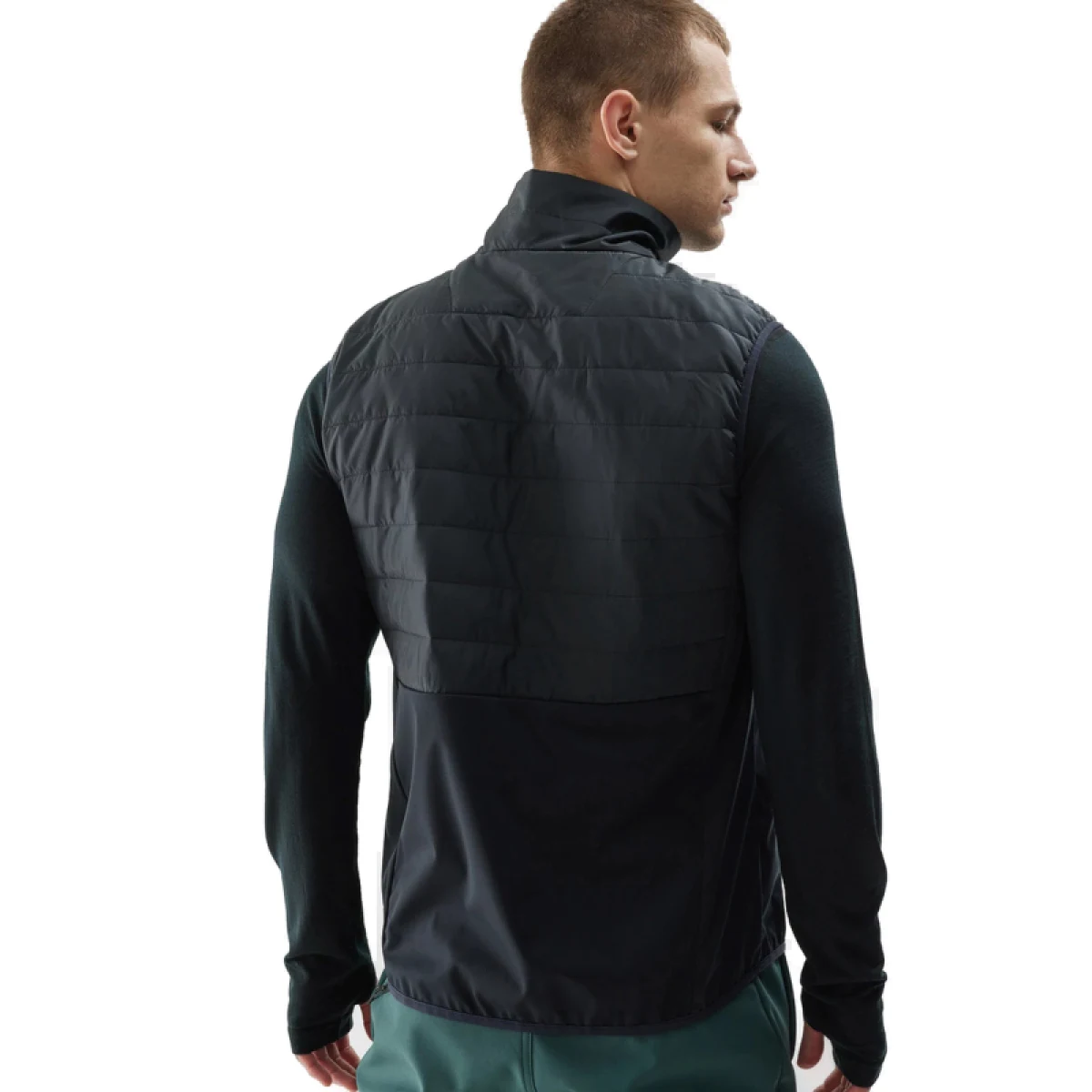 Pánska turistická vesta 4F VEST-AW23TVJAM041-20S-DEEP BLACK · záber 4