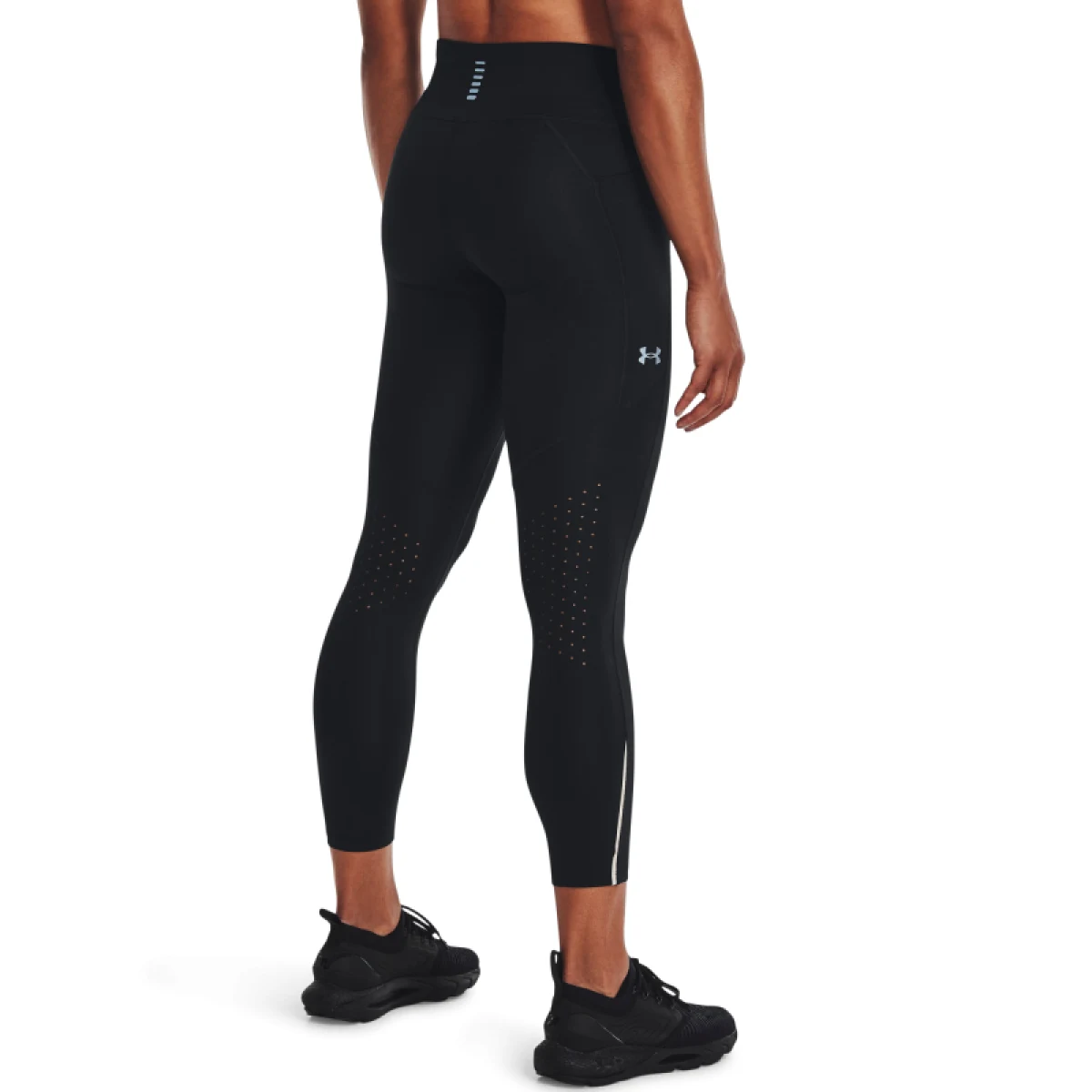 Dámske kompresné legíny UNDER ARMOUR UA Fly Fast 3.0 Ankle Tight-BLK · záber 2