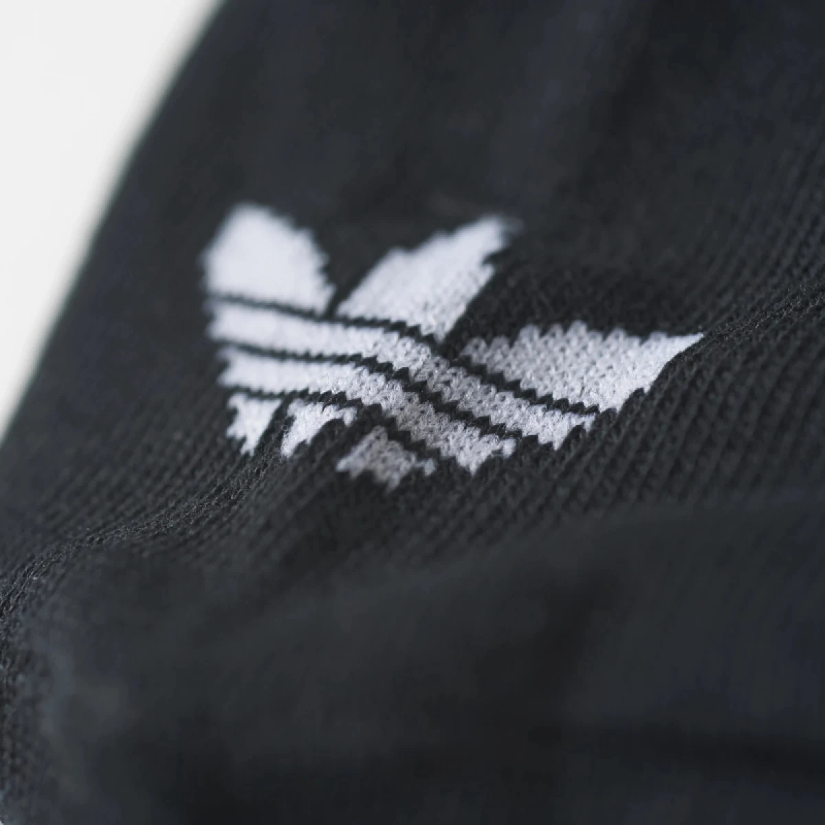 Ponožky ADIDAS ORIGINALS 3 PACK-TREFOIL LINER-S20274-BLACK BLACK WHITE · záber 3