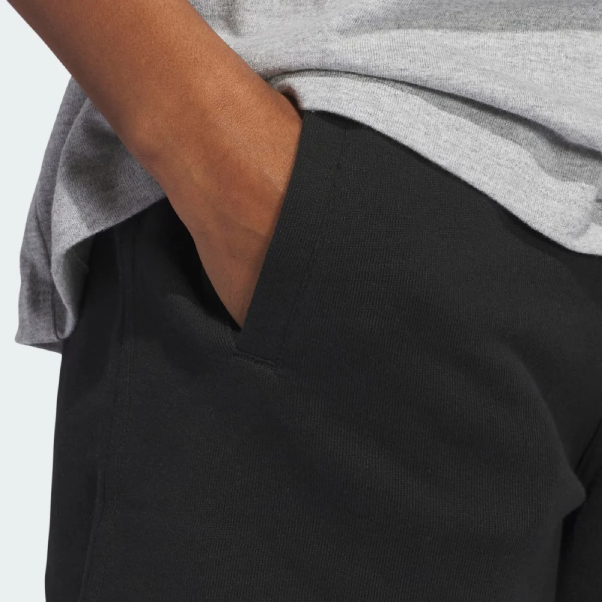 Dámske kraťasy ADIDAS ORIGINALS ESS SHORTS-BLACK · záber 5