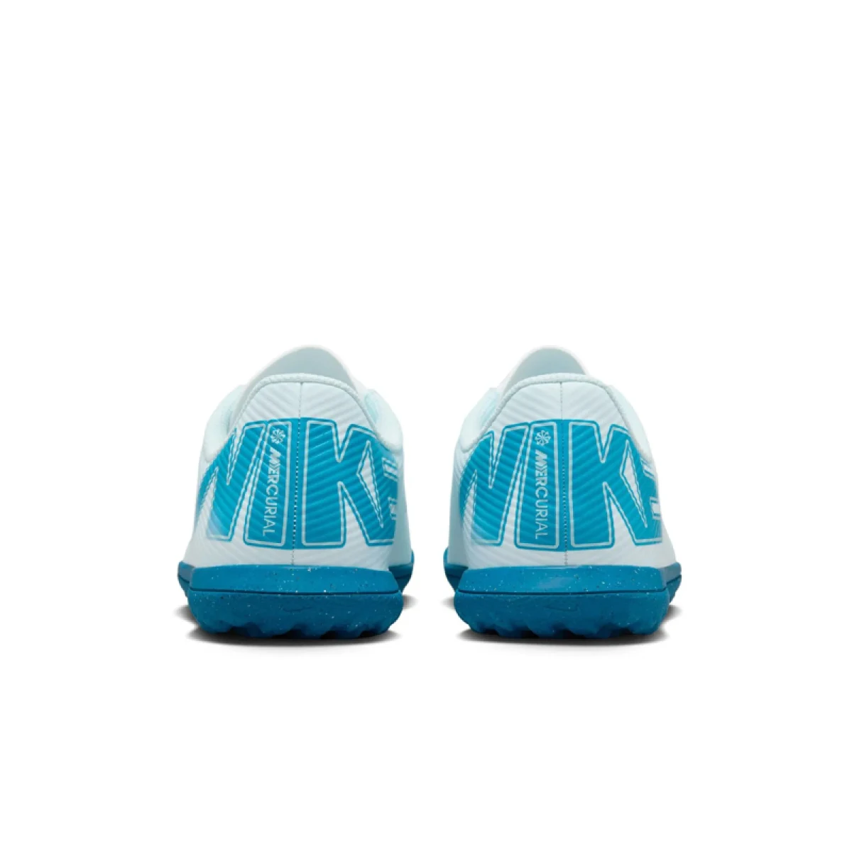 Chlapčenské futbalové kopačky turfy NIKE Mercurial Vapor 16 Club Jr TF glacier blue black · záber 5