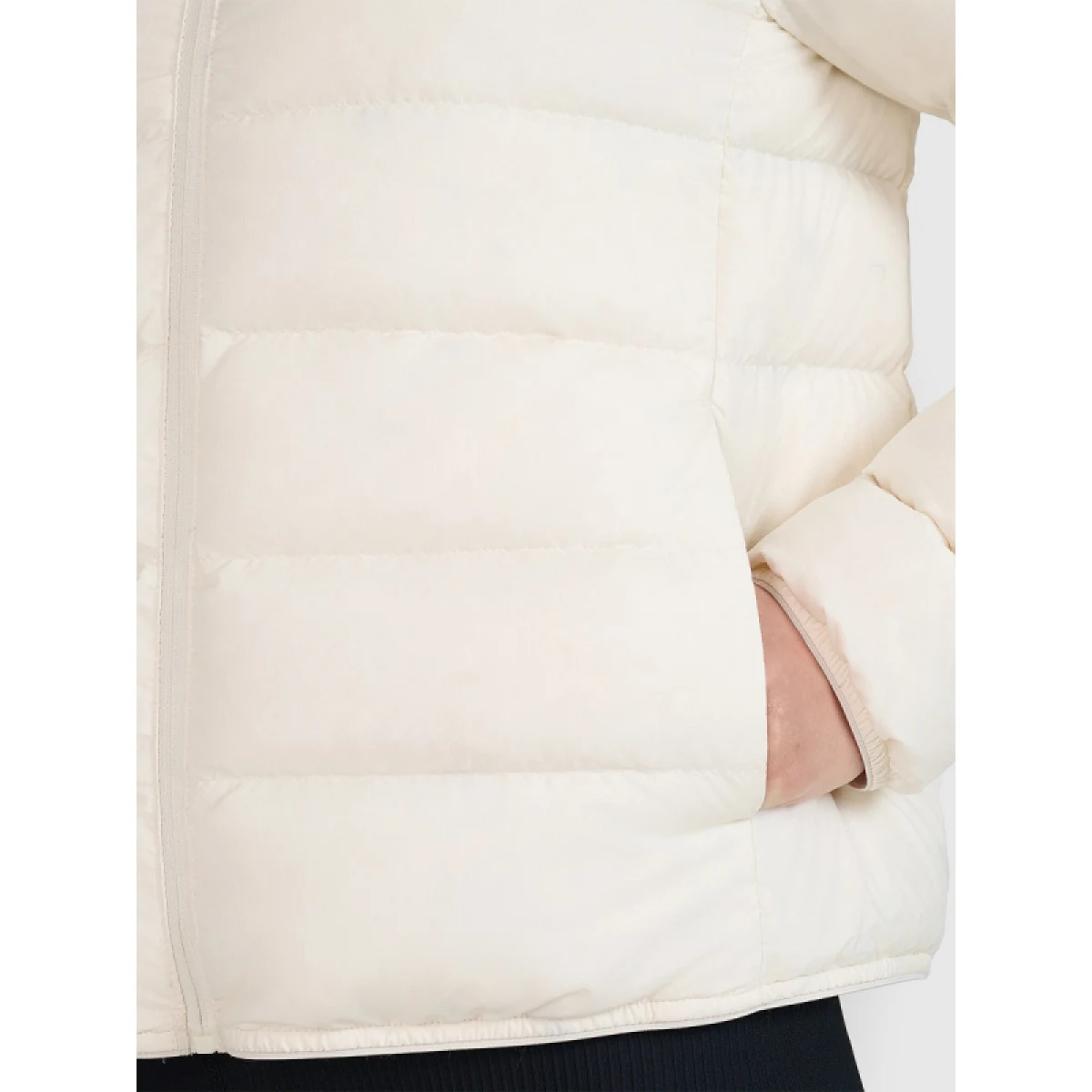 Dámska bunda 4F DOWN JACKET-WSS25TDJAF536-11S-OFF WHITE · záber 3