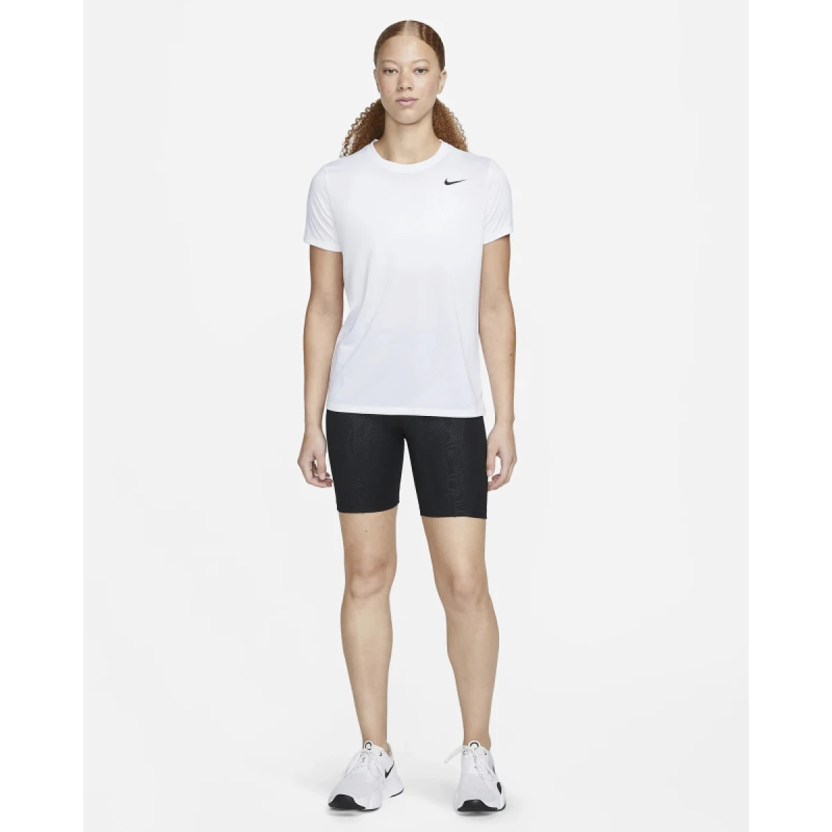 Dámske tréningové tričko s krátkym rukávom NIKE W NK DF RLGD SS TEE-100 WHITE BLACK · záber 4