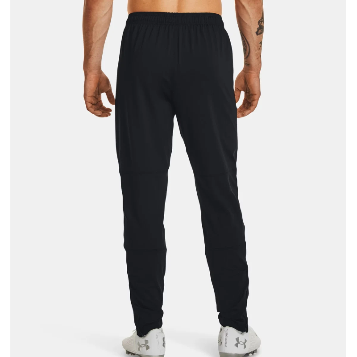 Pánske tepláky UNDER ARMOUR UA Ms Ch. Train Pant-BLK · záber 3