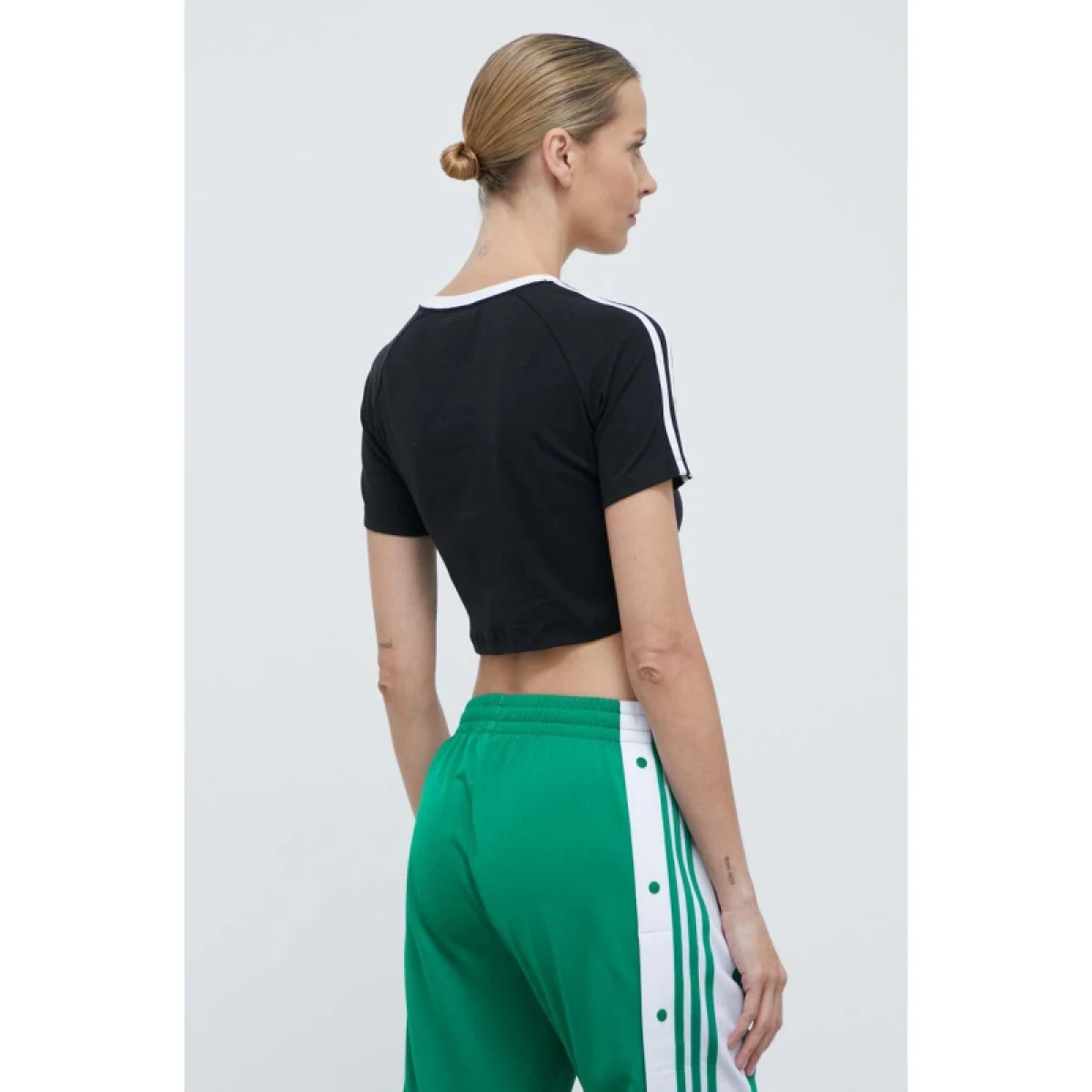 Dámske tričko s krátkym rukávom ADIDAS ORIGINALS 3 S BABY TEE-BLACK · záber 3