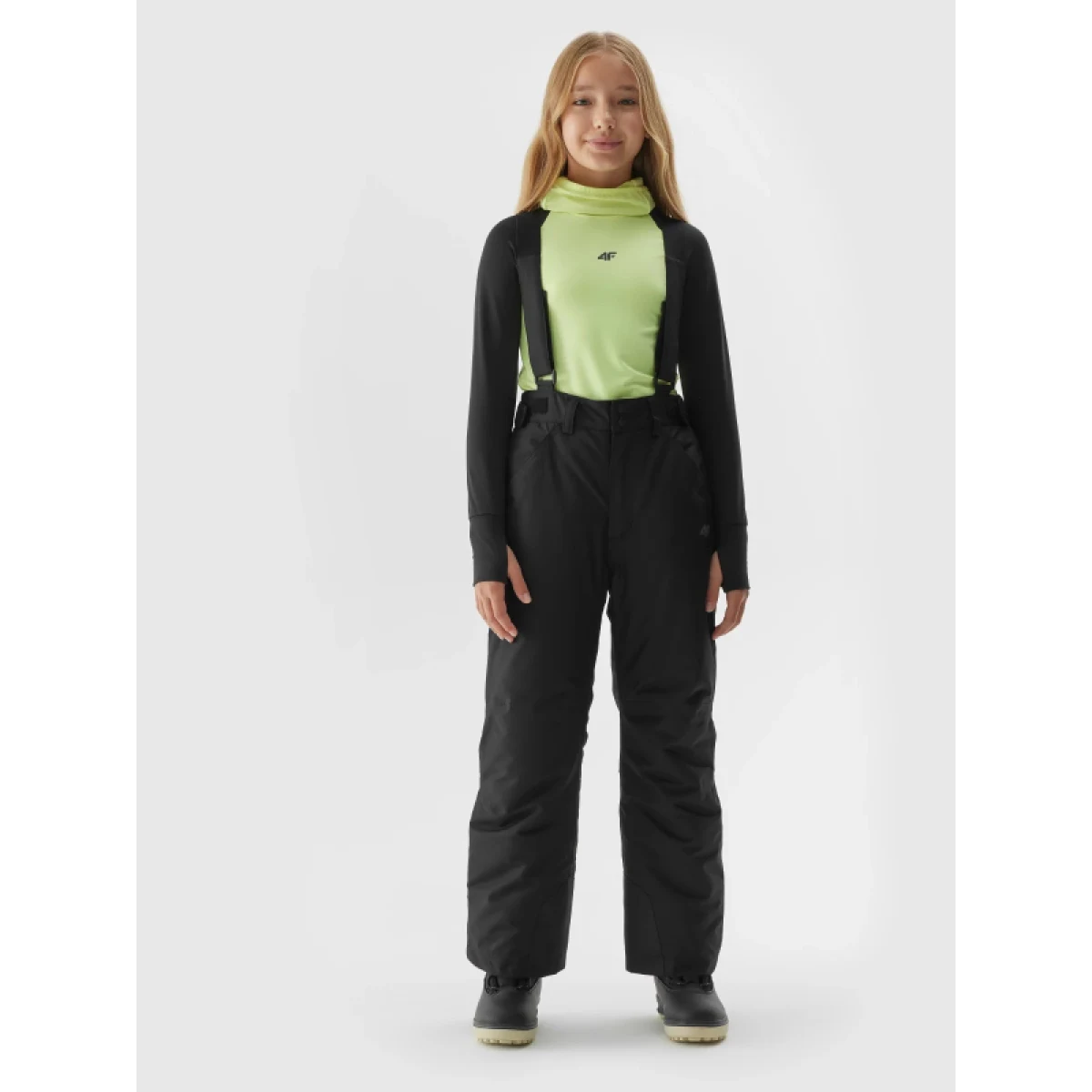 Dievčenské lyžiarske nohavice 4F JUNIOR TROUSERS FNK-JAW23TFTRF353-21S-BLACK · záber 3