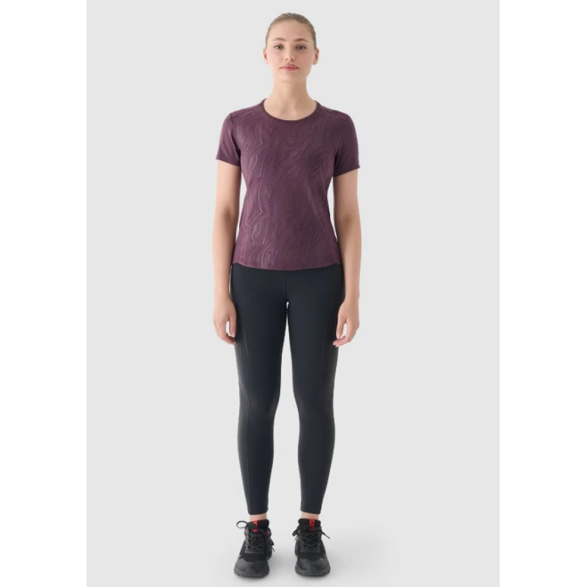 Dámske bežecké zateplené legíny 4F TIGHTS FNK-WAW24TFTIF266-22S-ANTHRACITE · záber 2
